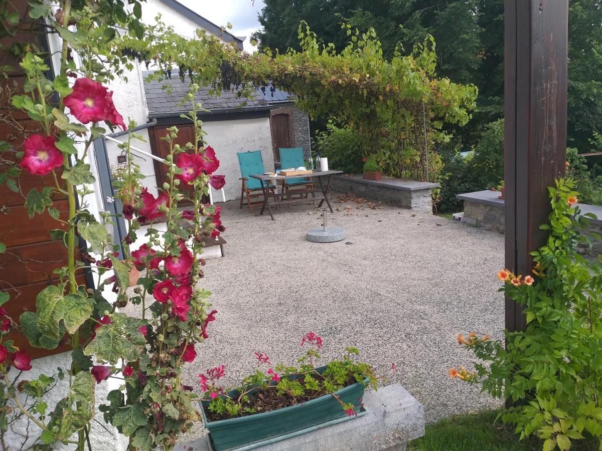 Bertogne Gite L'Ecole De Ma Mere 빌라 외부 사진