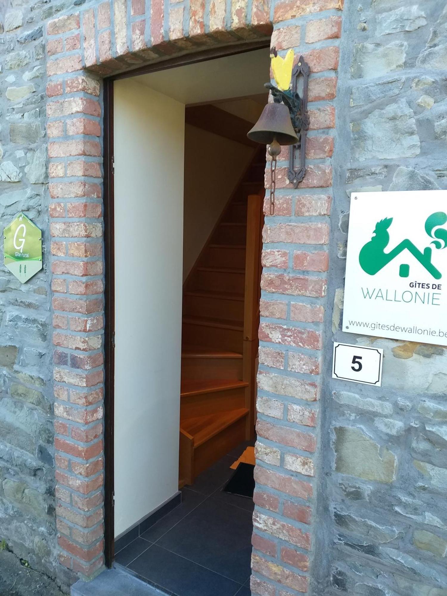 Bertogne Gite L'Ecole De Ma Mere 빌라 외부 사진